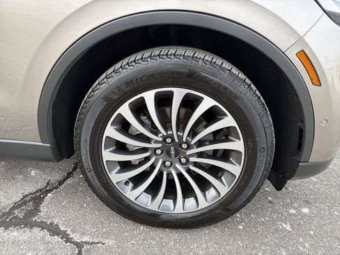 Used 2020 Lincoln Aviator Reserve w/ Equipment Group 201A image 34