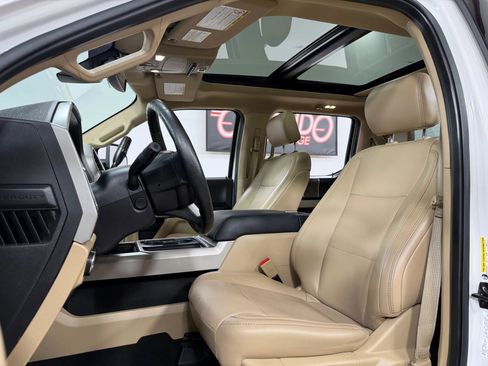 Used 2019 Ford F350 Lariat w/ Lariat Ultimate Package AWD/4WD image 12