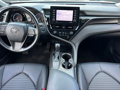 Used 2021 Toyota Camry SE image 27