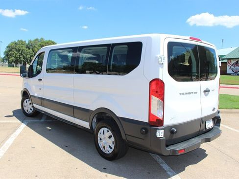 Used 2016 Ford Transit 350 XLT RWD image 2