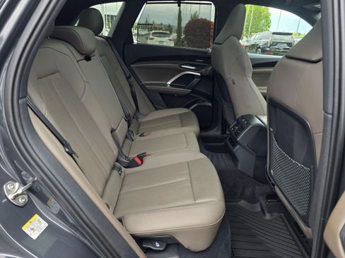 Used 2025 Audi Q5 Premium Plus AWD/4WD image 24