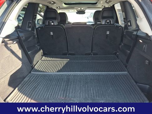 Certified 2023 Volvo XC90 B5 Core w/ Climate Package image 29