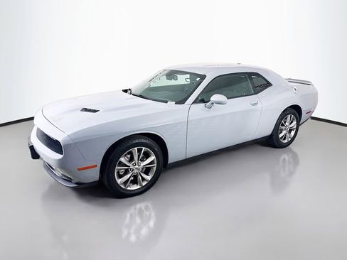 Used 2022 Dodge Challenger SXT w/ Cold Weather Group image 3