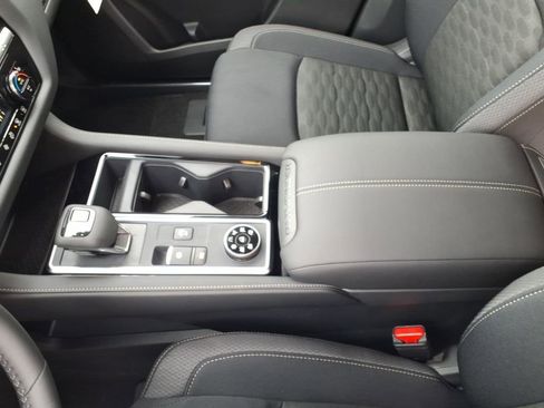 New 2026 Nissan Pathfinder SV image 15