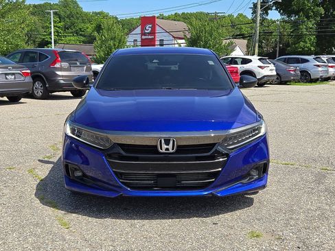 Used 2021 Honda Accord Sport image 2