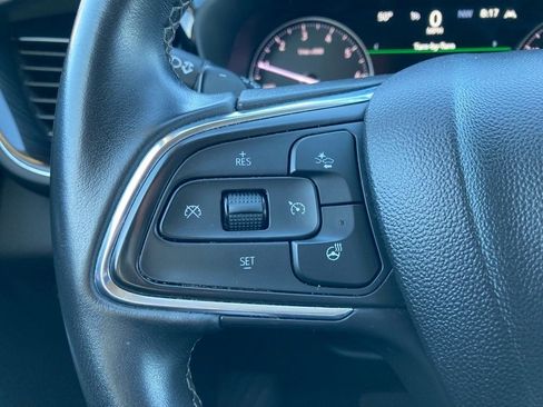 Used 2023 Buick Envision Essence image 12