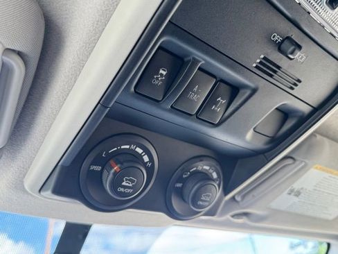 Used 2019 Toyota 4Runner TRD Off-Road image 32