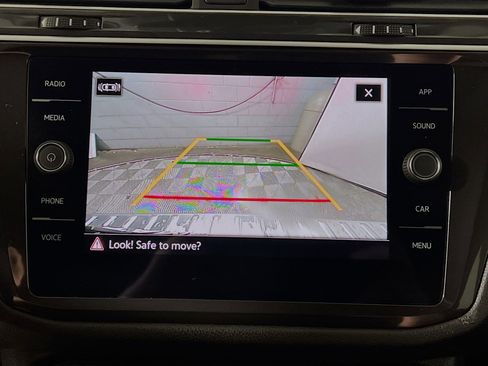 Used 2024 Volkswagen Tiguan Wolfsburg Edition image 28