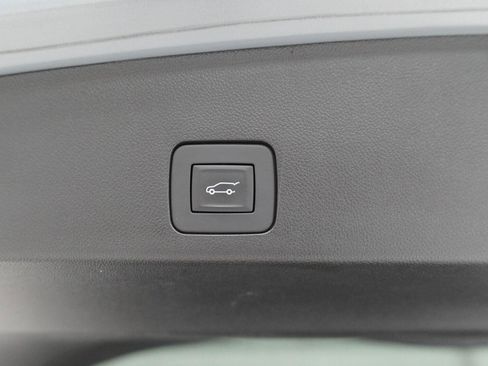 Used 2025 Buick Encore GX Preferred FWD image 32