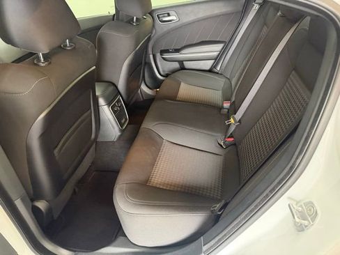 Used 2022 Dodge Charger Scat Pack w/ Dynamics Package image 32