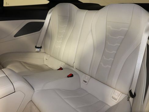 Used 2019 BMW M850i xDrive M850i xDrive w/ Comfort Seating Package image 11