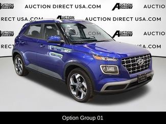 Used 2022 Hyundai Venue SEL video 2