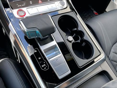New 2026 Audi SQ8 Premium Plus image 28