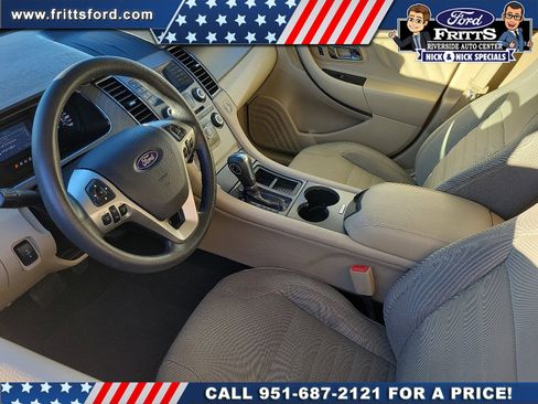 Used 2015 Ford Taurus SE image 4