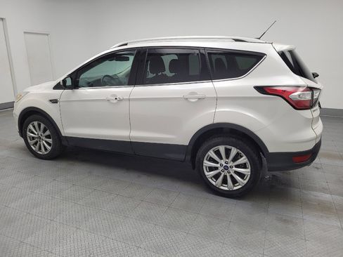 Used 2017 Ford Escape Titanium image 3