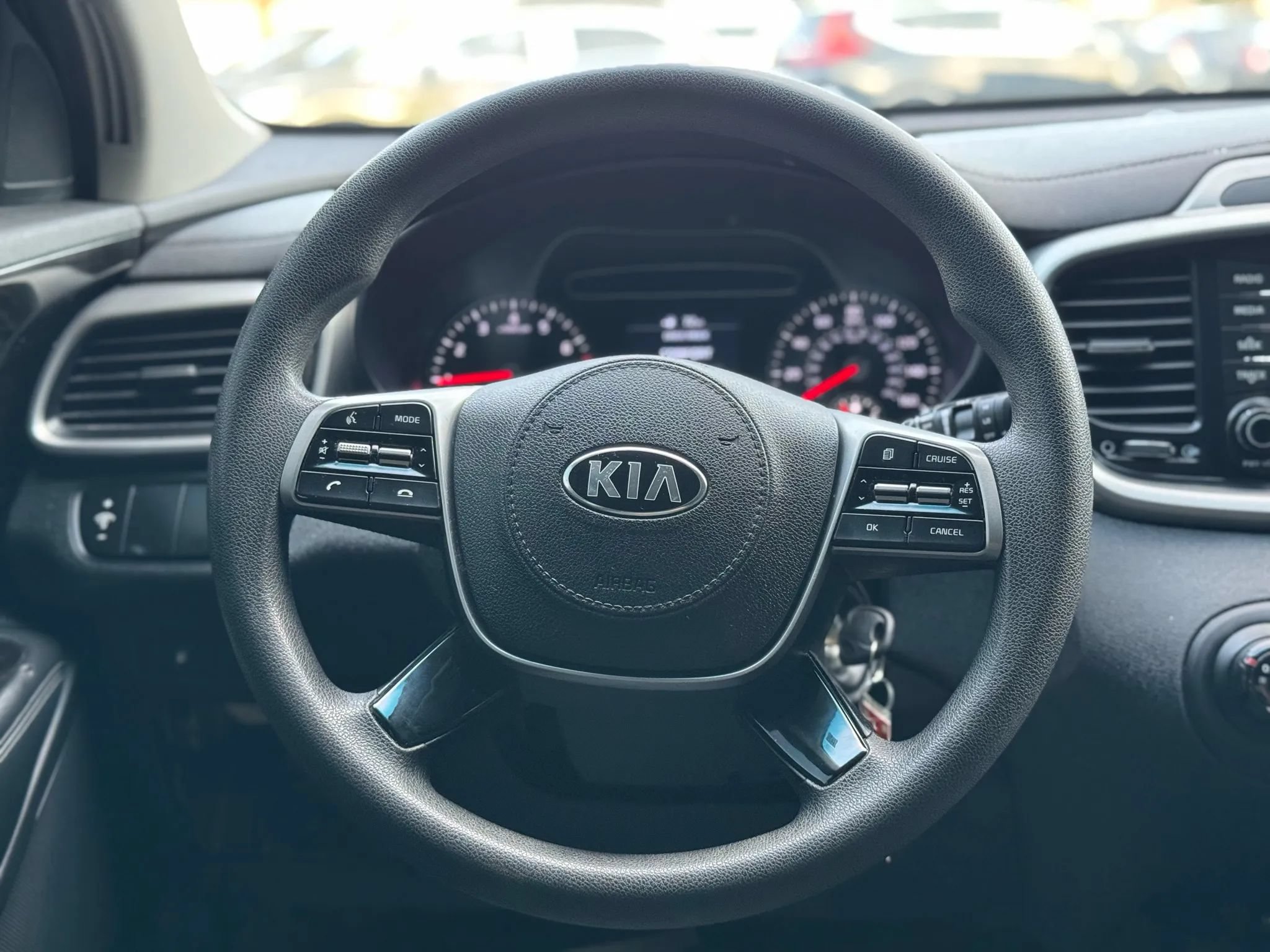 Used 2019 Kia Sorento L FWD image 13