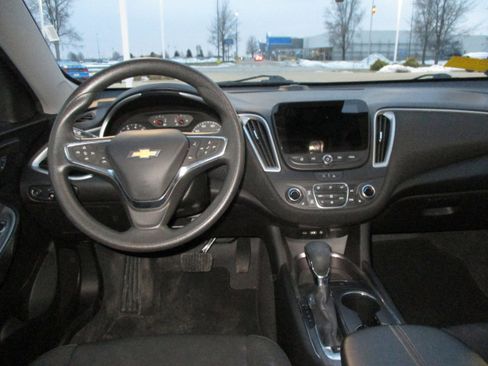 Used 2024 Chevrolet Malibu LT image 10