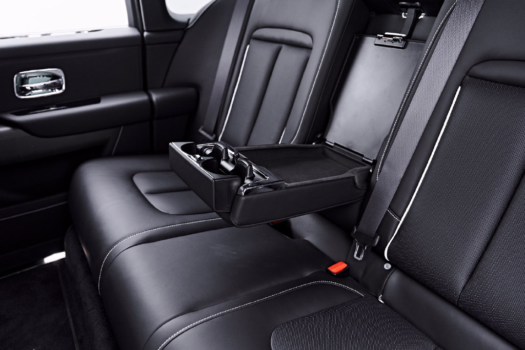 Used 2025 Rolls-Royce Cullinan AWD/4WD image 65