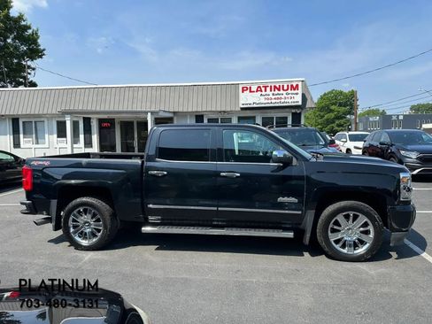 Used 2017 Chevrolet Silverado 1500 High Country AWD/4WD image 2