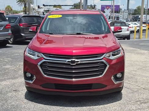 Used 2018 Chevrolet Traverse Premier w/ Driver Confidence II Package FWD image 2