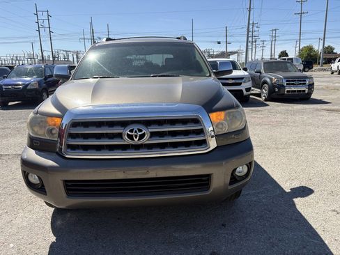 Used 2008 Toyota Sequoia Limited image 4