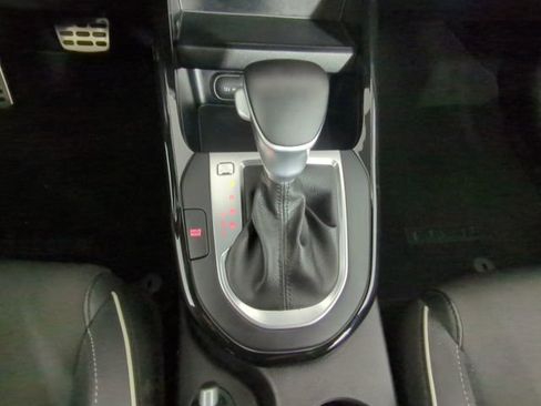 Used 2021 Kia Forte GT-Line image 28