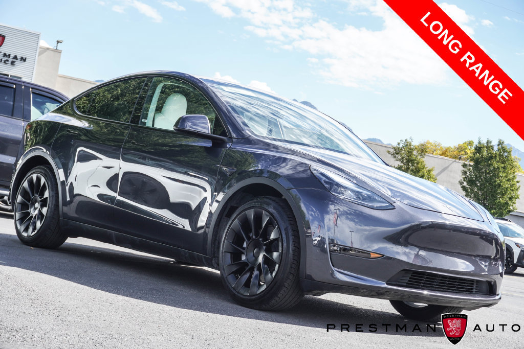 Used 2024 Tesla Model Y Long Range AWD/4WD image 1
