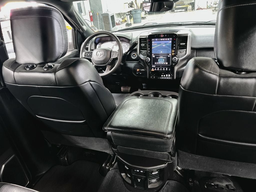 Used 2026 RAM 2500 Laramie AWD/4WD image 20