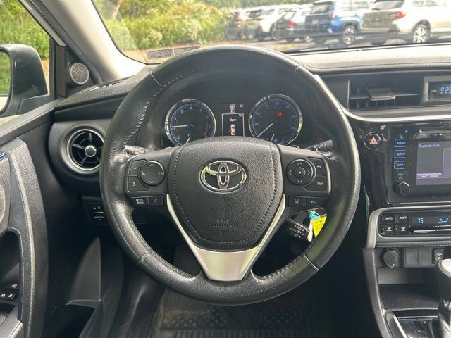 Used 2019 Toyota Corolla SE FWD image 13