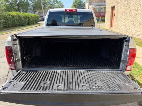 Used 2016 RAM 1500 Big Horn RWD image 10
