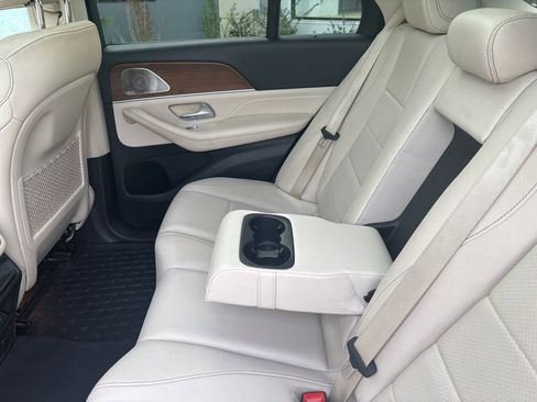Used 2022 Mercedes-Benz GLE 350 4MATIC w/ Premium Package image 22