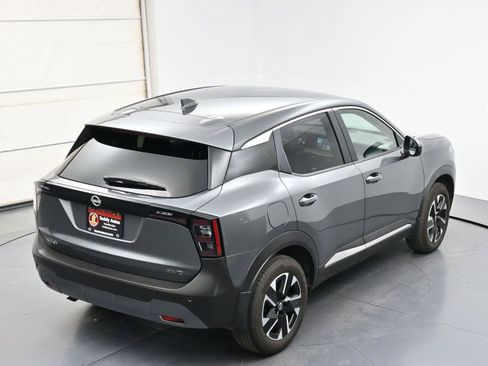 Certified 2025 Nissan Kicks SV AWD/4WD image 31