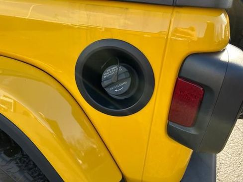 Used 2021 Jeep Wrangler Sport image 25