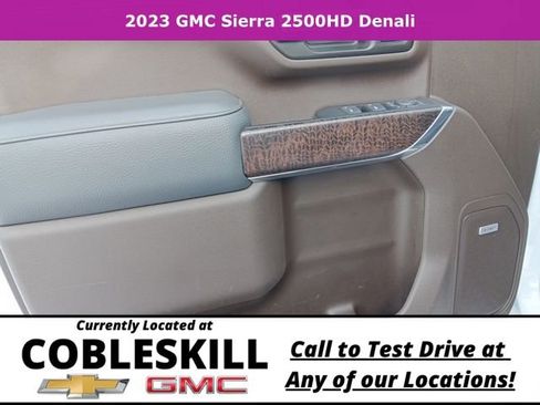 Used 2023 GMC Sierra 2500 Denali image 14