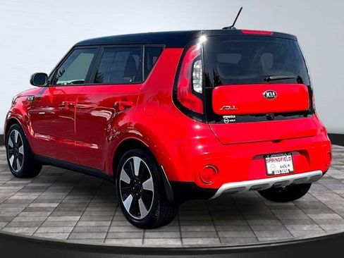 Used 2017 Kia Soul + w/ Designer's Package FWD image 4