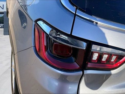 Used 2023 Jeep Compass Sport image 20