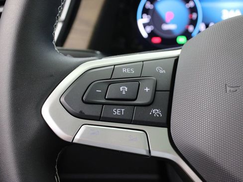New 2026 Volkswagen Atlas SE FWD image 24