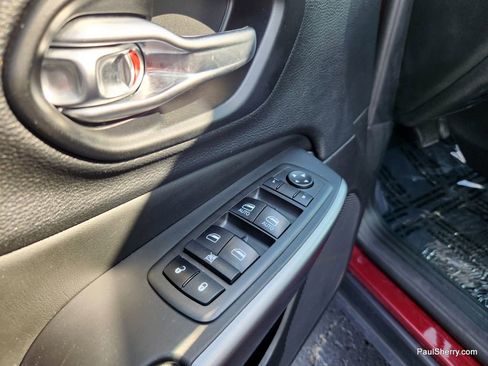 Used 2021 Jeep Cherokee Latitude Lux image 29