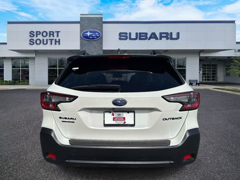 Used 2025 Subaru Outback Onyx Edition AWD/4WD image 4