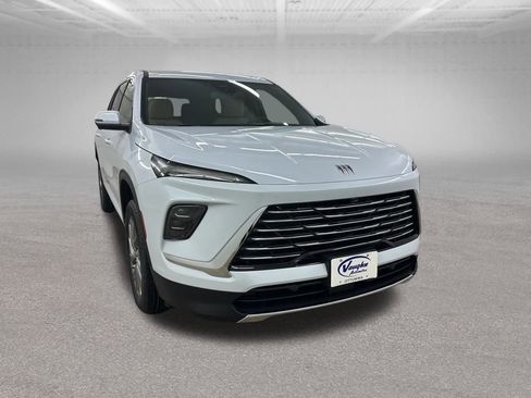 New 2026 Buick Enclave Preferred image 2