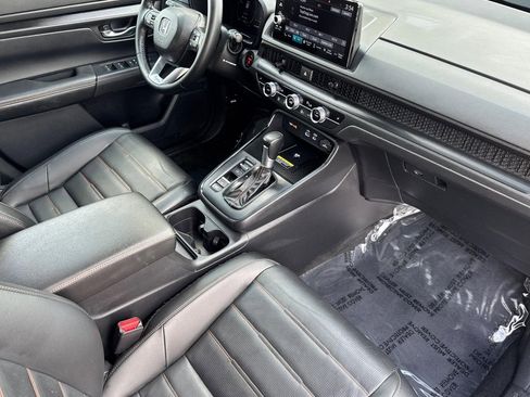 Certified 2025 Honda CR-V Sport-L image 31
