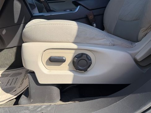 Used 2013 Ford Explorer FWD image 15