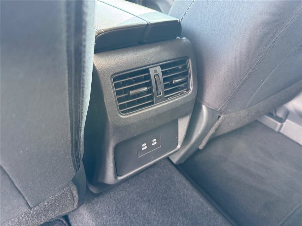 Certified 2026 Nissan Rogue SV FWD image 13