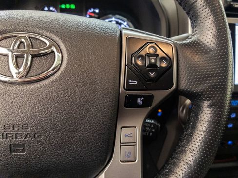 Used 2023 Toyota 4Runner Limited image 25