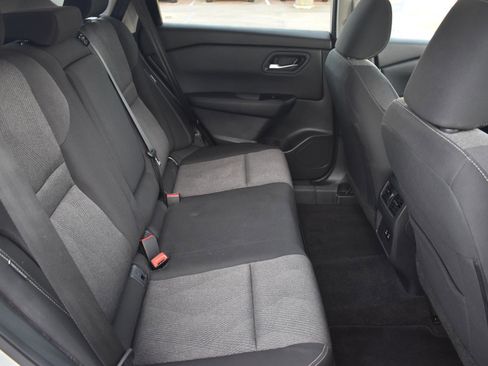 Used 2024 Nissan Rogue SV image 55