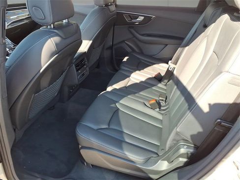 New 2026 Audi Q7 3.0T Premium image 6