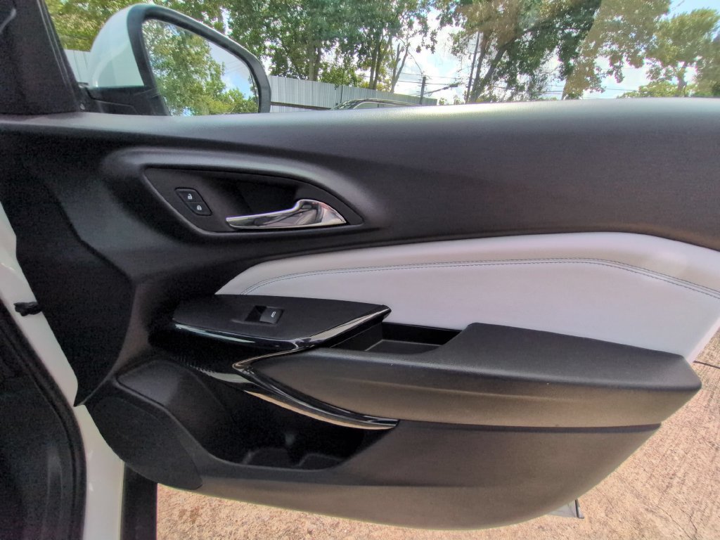 Used 2026 Chevrolet Trax LT FWD image 32