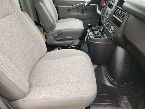 New 2025 Chevrolet Express 3500 w/ Power Convenience Package image 17