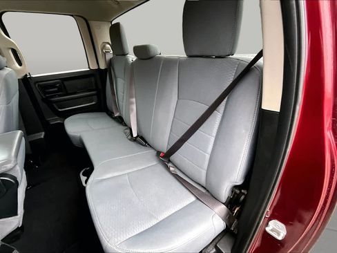 Used 2019 RAM 1500 Express AWD/4WD image 21