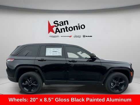 New 2026 Jeep Grand Cherokee Limited w/ Limited Altitude Package AWD/4WD image 9